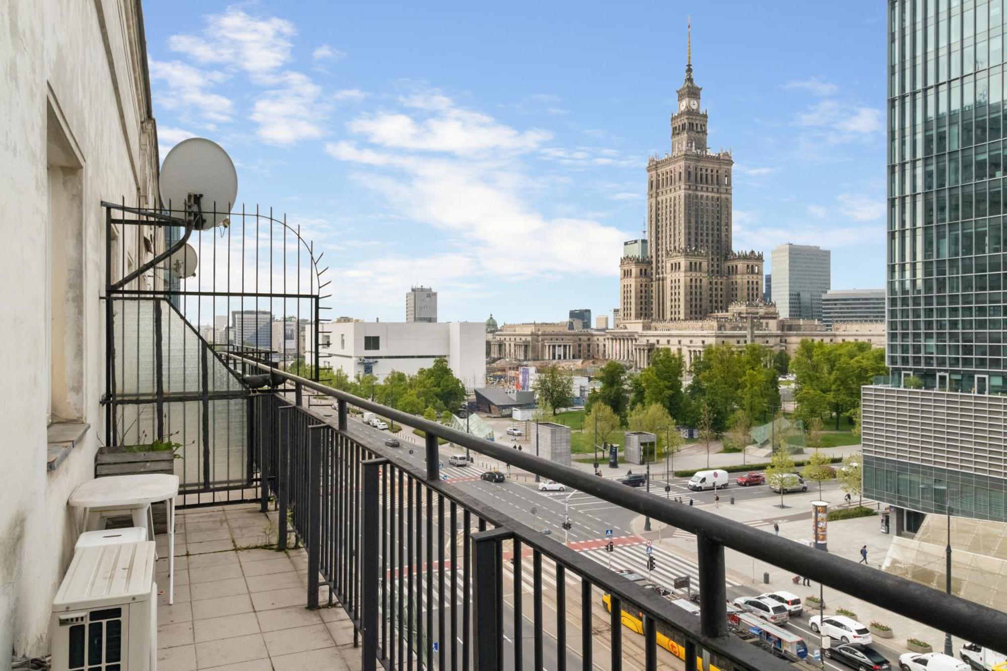 Marszalkowska By Esteum Host * Warszawa